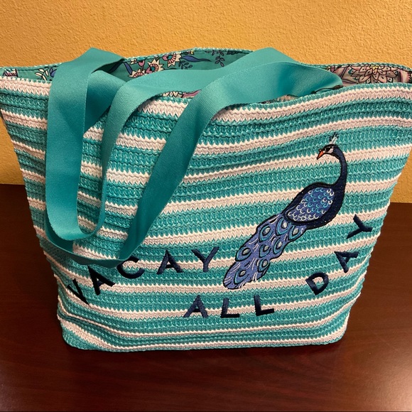 VERA BRADLEY BEACH TOTE! BRAND NEW WITH TAGS!!!!! - Picture 1 of 8
